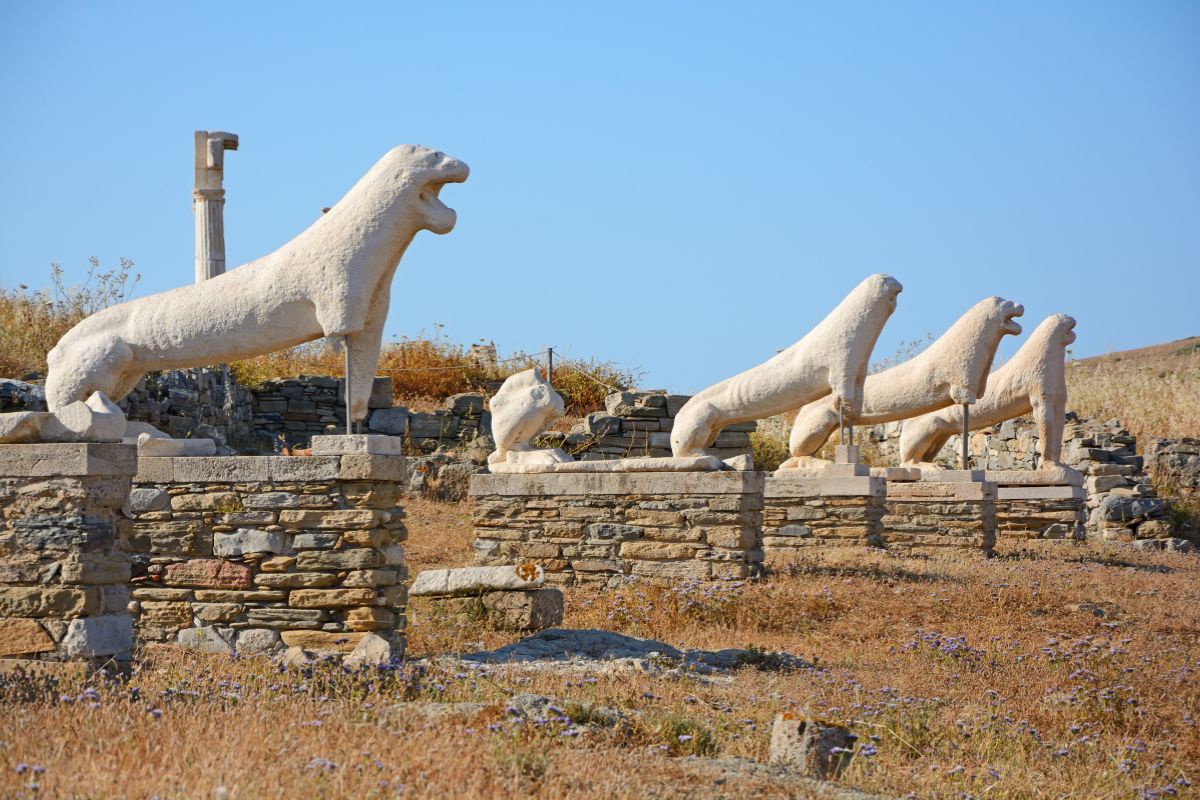 Isola di Delos, sito archeologico con la Terrazza dei Leoni, patrimonio UNESCO