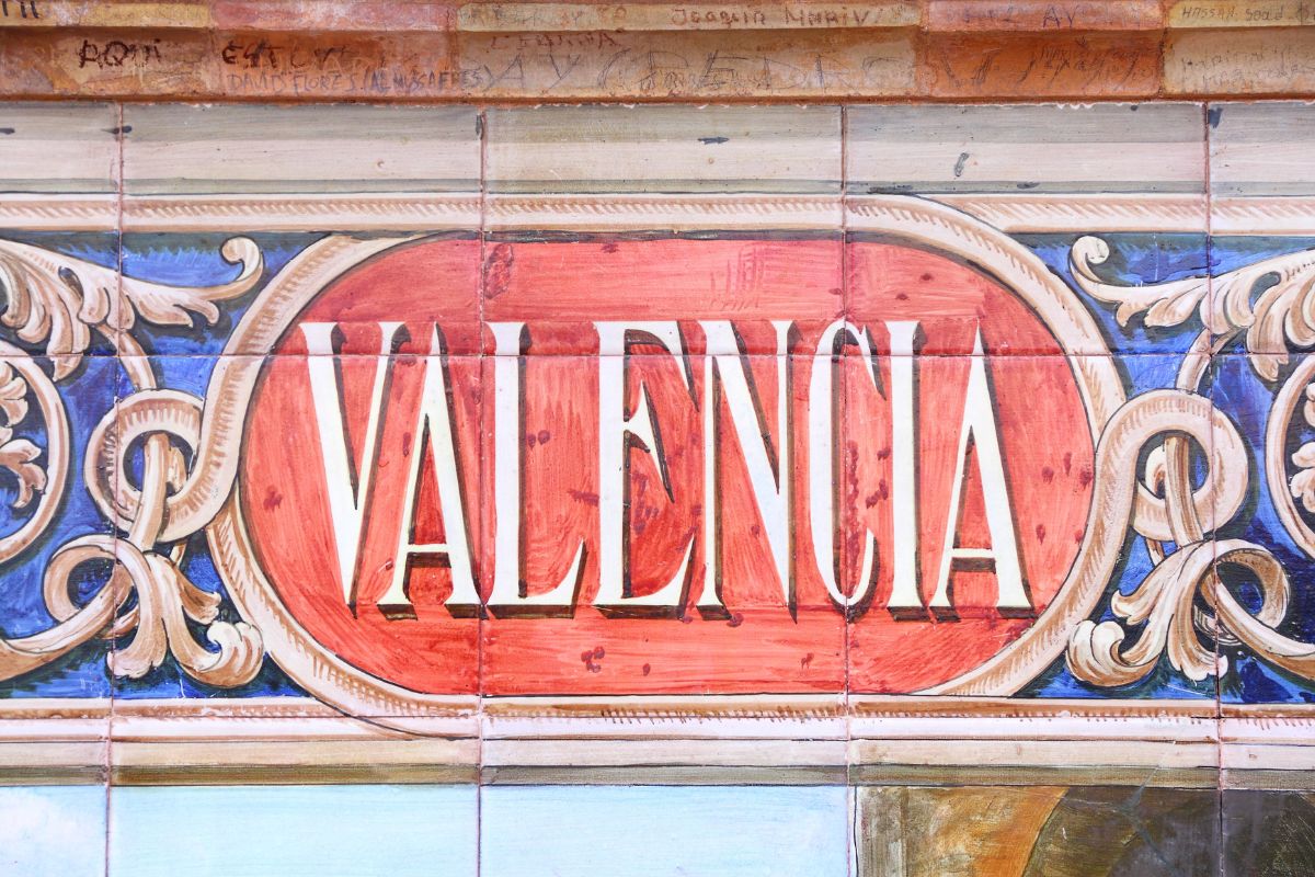 Citta delle Arti e delle Scienze di Valencia, architettura futuristica di Calatrava