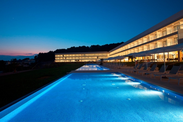 Offerta last minute - Minorca - Esplora la Bellezza di Santo Tomas con Alpiselect Hotel 55 - Offerta Esclusiva da Wow Viaggi - Offerta Alpitour