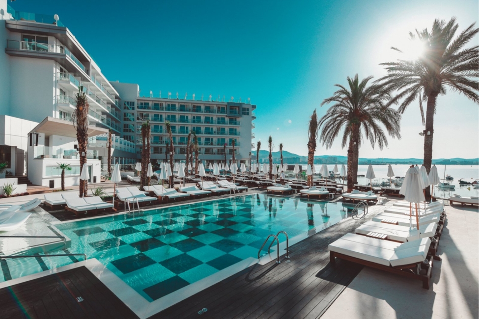 Offerta Last Minute - Ibiza - Esperienza di Lusso a Ibiza: Amare Beach Hotel con Wow Viaggi- Offerta Francorosso