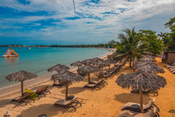 Offerta Last Minute - Esperienza di Lusso al Seaclub Style Royalton Negril, Giamaica - Offerta Francorosso Wow Viaggi